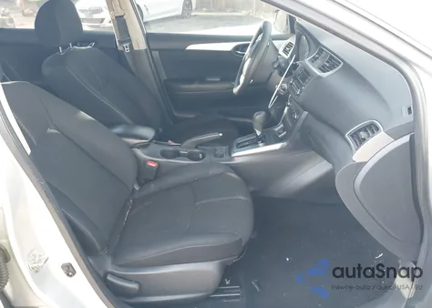 2017 Nissan Sentra S z USA, uszkodzony, nr VIN 3N1AB7AP1HY396141